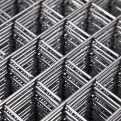 Puntalı Galvaniz Tel (3,65mm) 5x5cm Göz Aralıklı 100x200 cm Puntalı Galvaniz Tel (3,65mm) 5x5cm Göz Aralıklı 100x200 cm